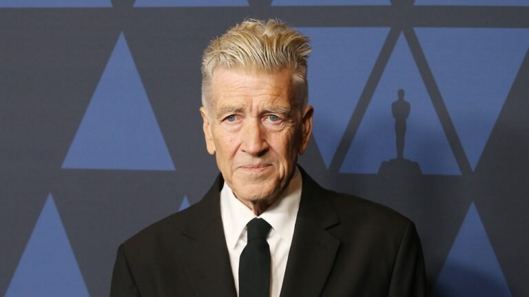 No, David Lynch Is Not Retiring Due to Emphysema